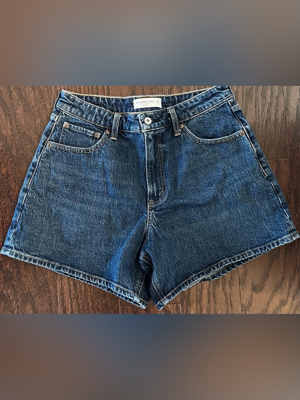 Abercrombie & Fitch Curve Love High Rise Dad Short - Picture 5 of 6